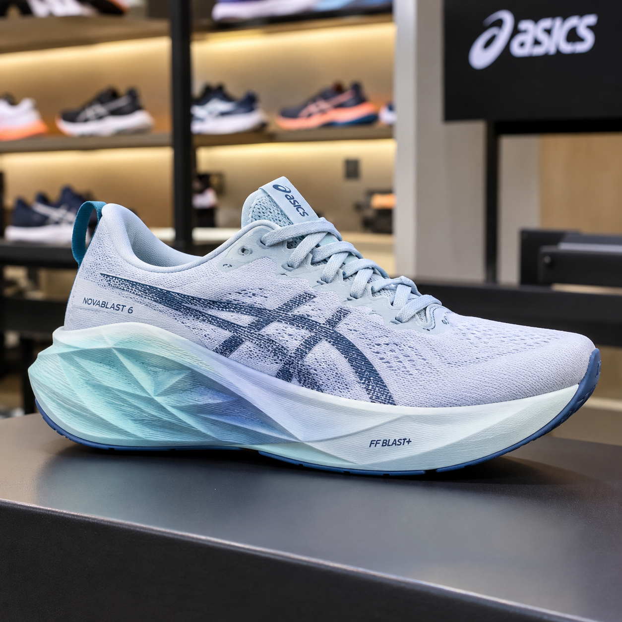 Asics Novablast 6